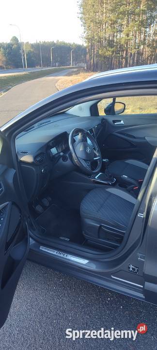Opel Crossland X 12