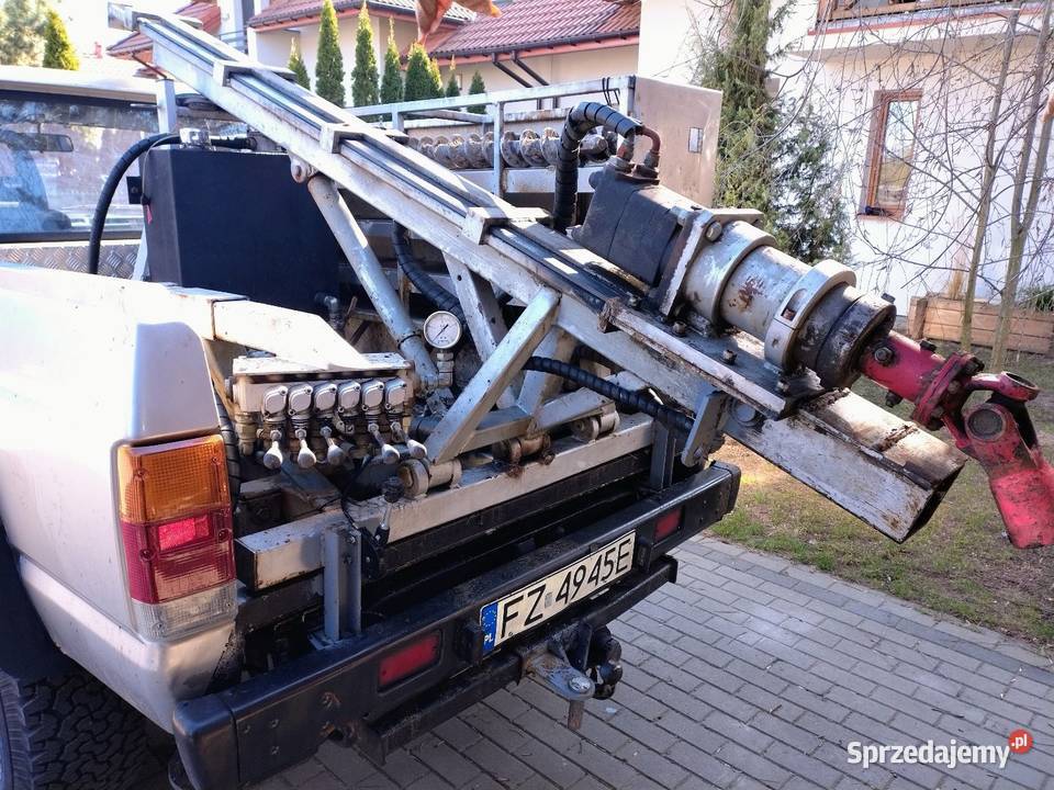 Wiertnica geologiczna Nissan Patrol 33 td Mława