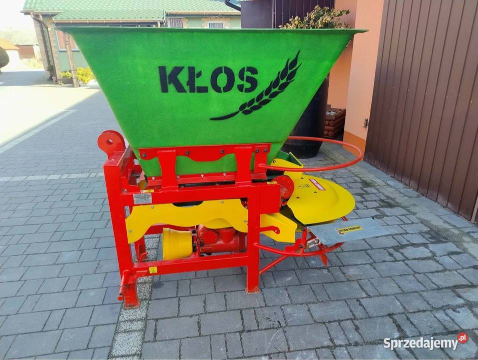 Rozsiewacz nawozu wapna piasku motylkłos Nawożenie lubelskie Krasew