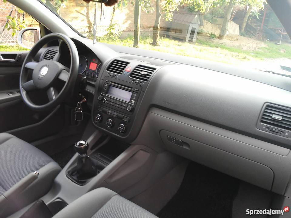 Volkswagen Golf Volkswagen GOLF V 16 102 NIE FSI serwisowany w ASO Koźle