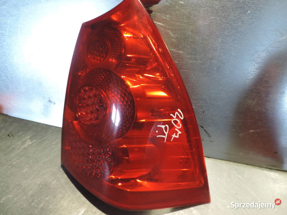 LAMPA PRAWY TYŁ PEUGEOT 307 FL KOMBI SW Lampy tylne