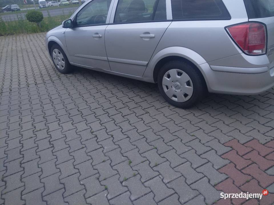 Opel Astra H 18 bg Łuków