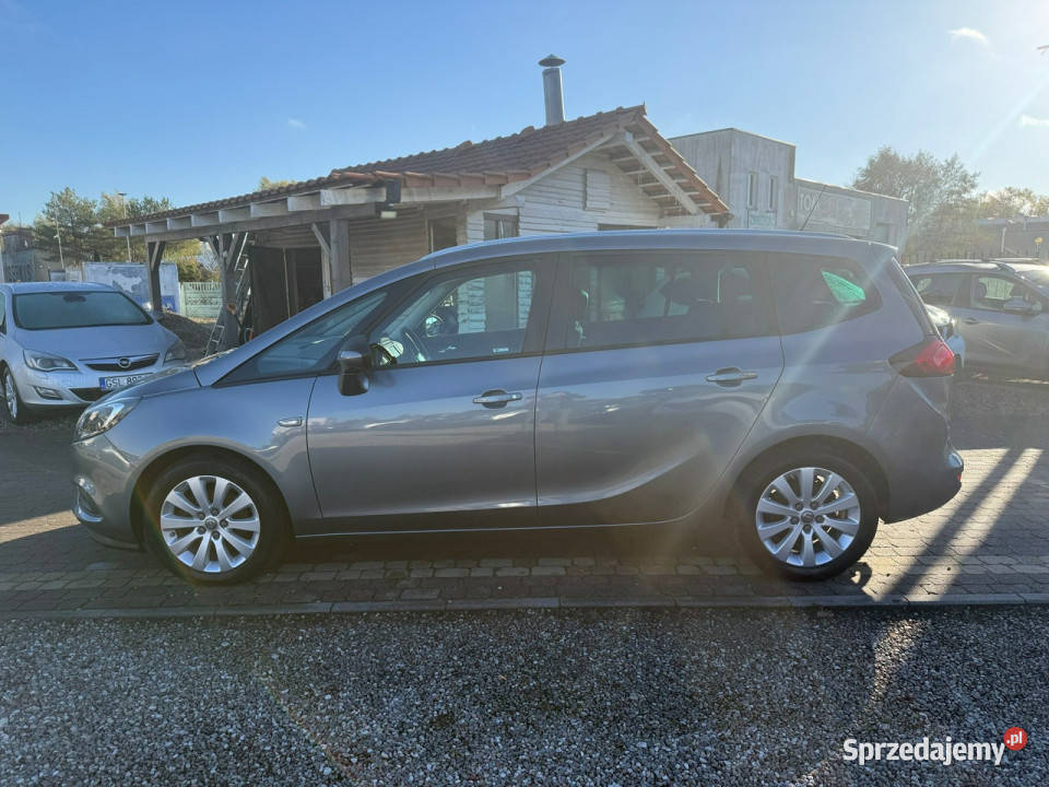 Opel Zafira Opel Zafira 2018 14 140 7 osobowy pomorskie