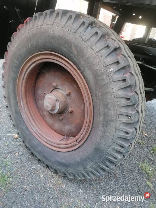 Koła kompletne opona 825x20 D47 nieuszkodzony Oporów