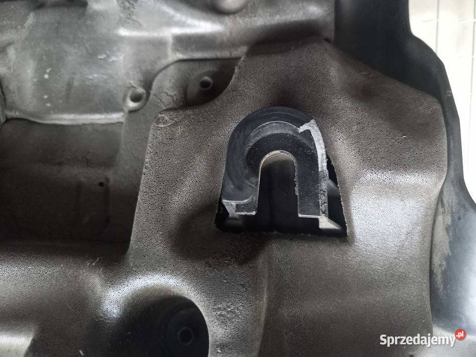 osłona silnika górna 14 d4d toyota yaris III 12r świętokrzyskie Wola Jachowa