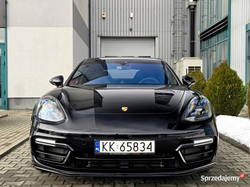 Porsche Panamera GTS lift SportDesign Skrętna oś