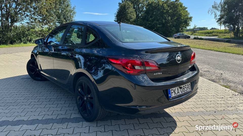 Opel Astra Opel Astra J Sedan 17 CDTI 110 Manual Kalisz sprzedam