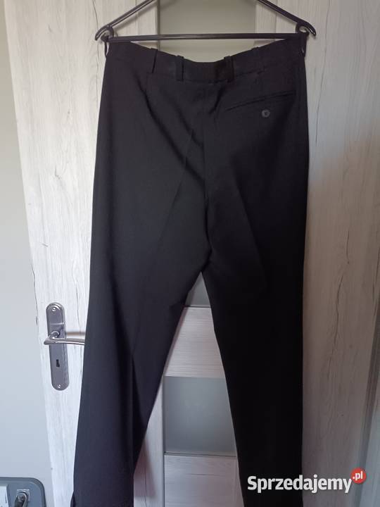 Garnitur Komplet Czarny 46 Kwidzyn