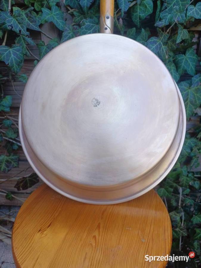 Duża mosiężna sygnowana patelnia sprzedam