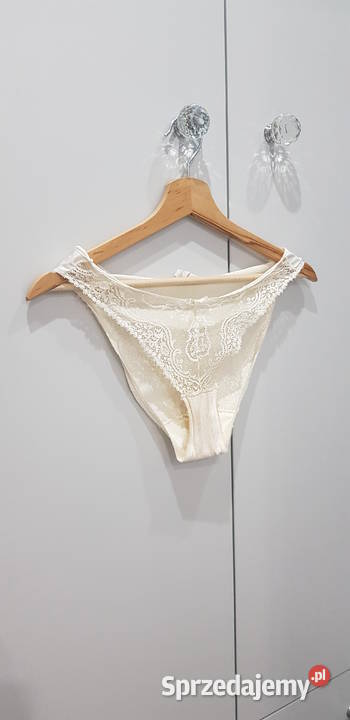 Koronkowe figi CA Dąbrowa Górnicza