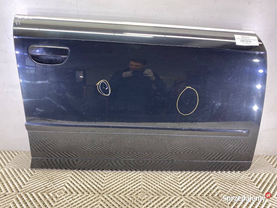 DRZWI PRAWY PRZÓD AUDI A4 B7 Kombi 0408 osobowe podkarpackie