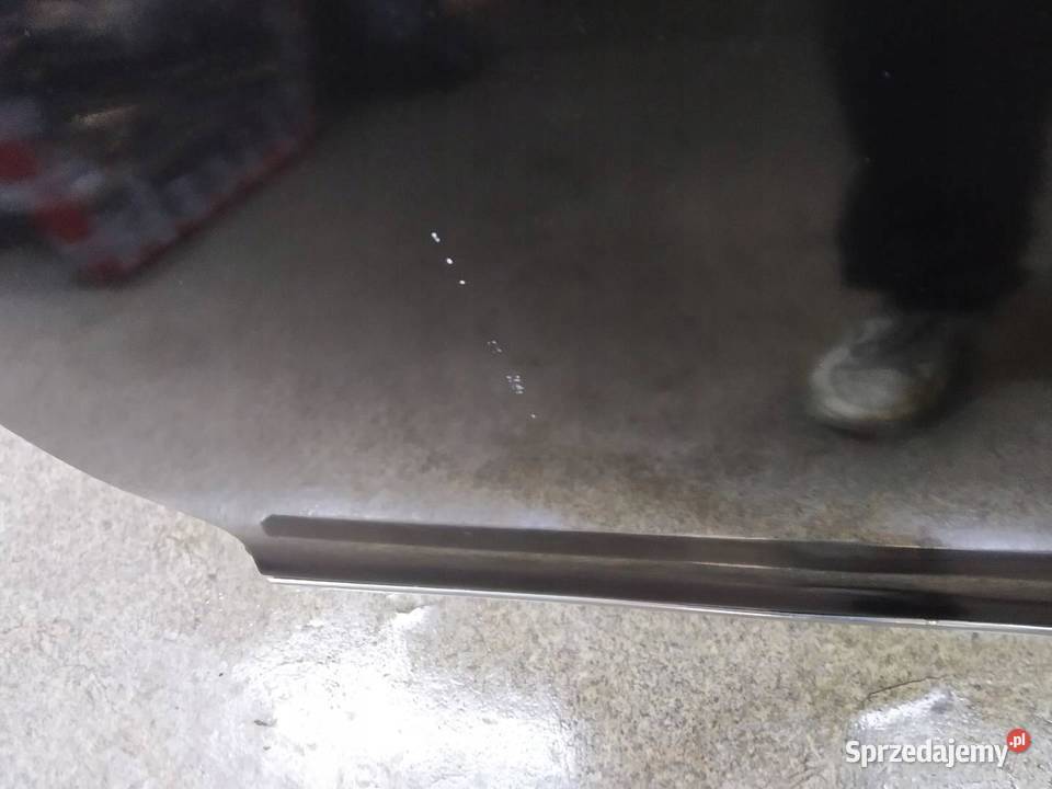 DRZWI LEWE TYŁ CZARNE SEDAN Skoda Superb II Rok produkcji 2009