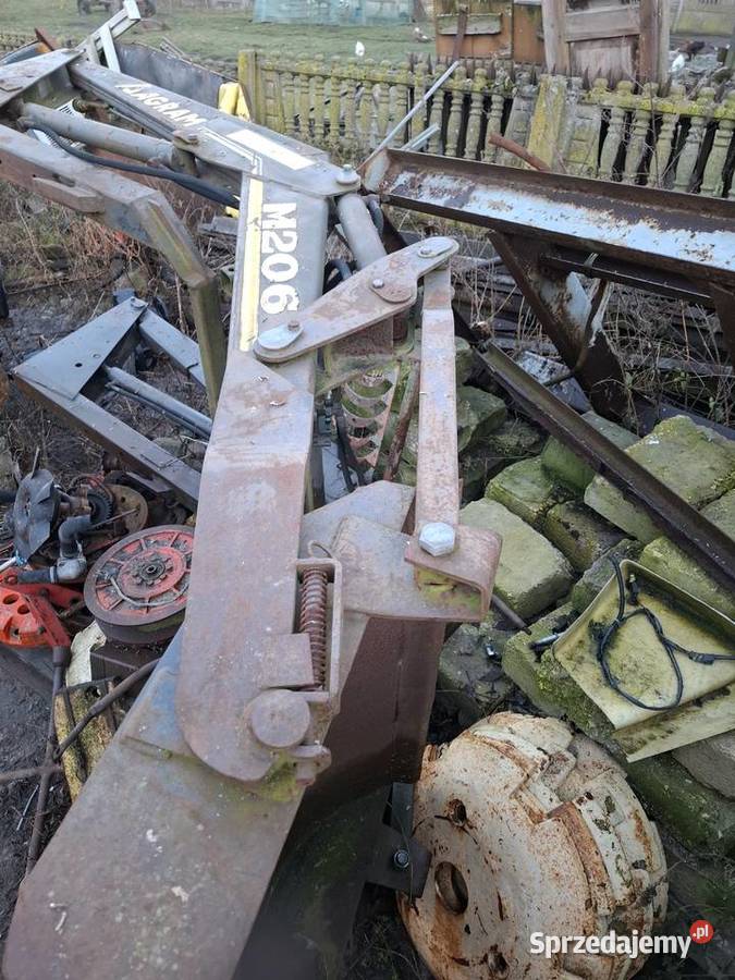 Ładowacz Tur Agram M206 dwu sekcyjny nieuszkodzony Pińczów