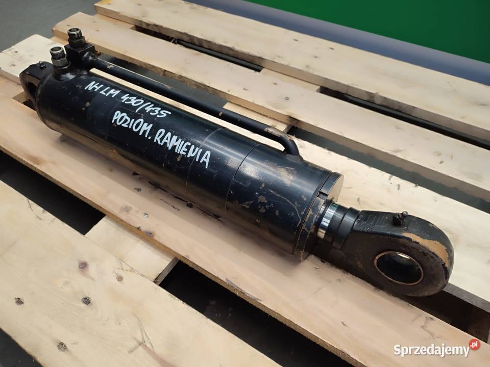 Siłownik hydrauliczny 85825871 poziomowania Pozostałe Wilkowo sprzedam