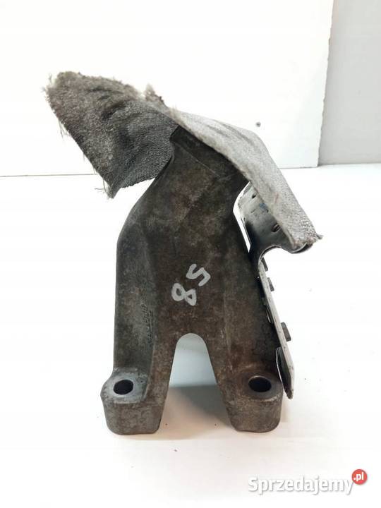 ŁAPA WSPORNIK 8K0199307AQ 30 TDI Audi A4 IV sprzedam