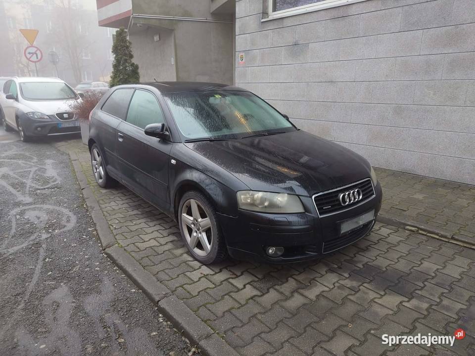 Audi A3 8P 32 DSG Quattro 3D R32 światła przeciwmgielne