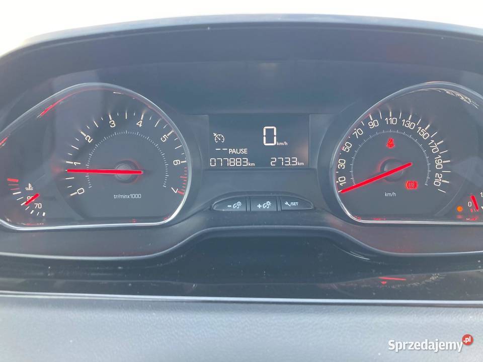 Peugeot 208 niski przebieg 82KM Lubliniec