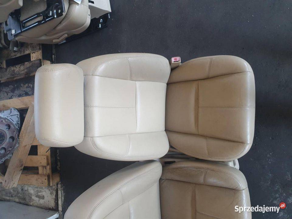 FOTELE KANAPY CADILLAC ESCALADE ESV Pozostałe Lipno