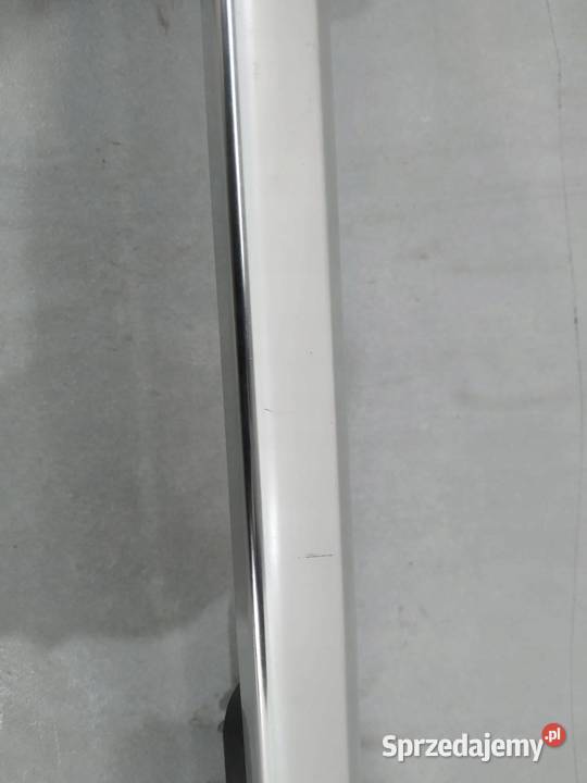 RELINGI PRAWY Skoda Superb III 2015 Relingi dachowe Części samochodowe