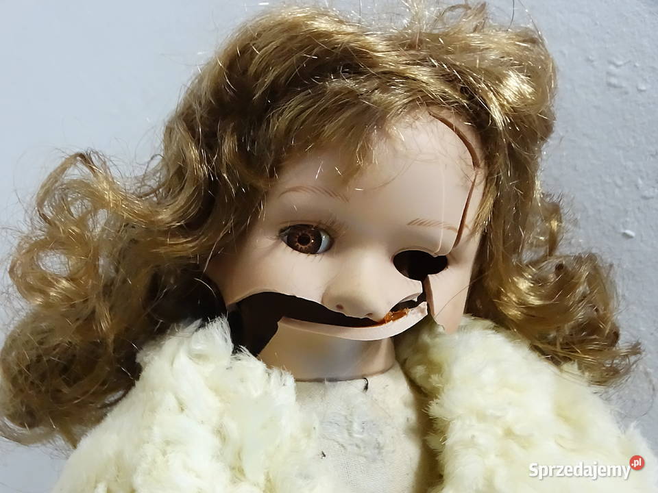 Sygnowana lalka porcelanowa 2f206 Zimowa edycja Biłgoraj