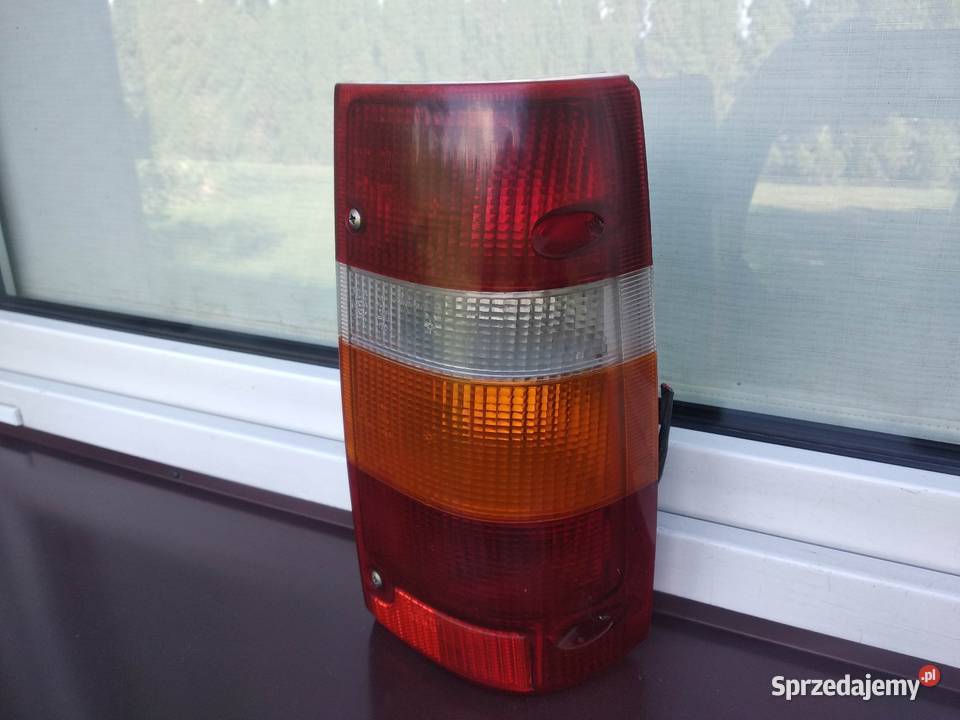 Opel Frontera A lampa tył tylna prawa oryginał