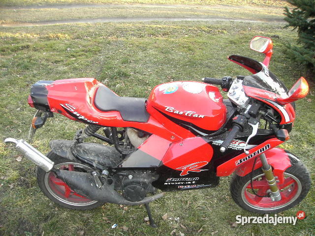 skuter w formie scigacza Lipiany