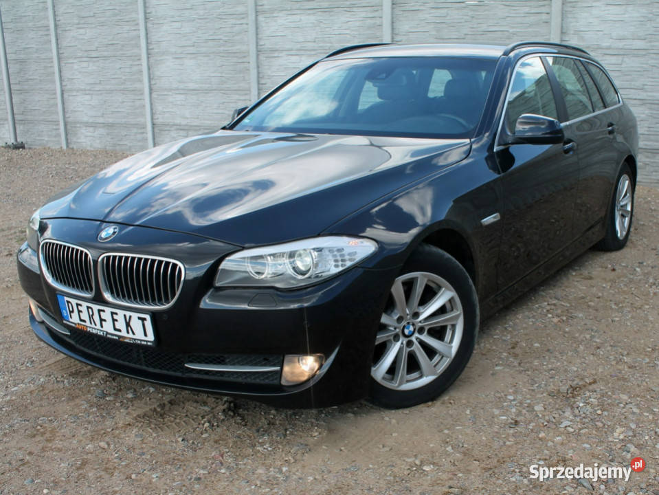 BMW 520 F10 F11 20 D 184 Automat BIXENON Skóra elektrycznie ustawiane fotele Zielenin
