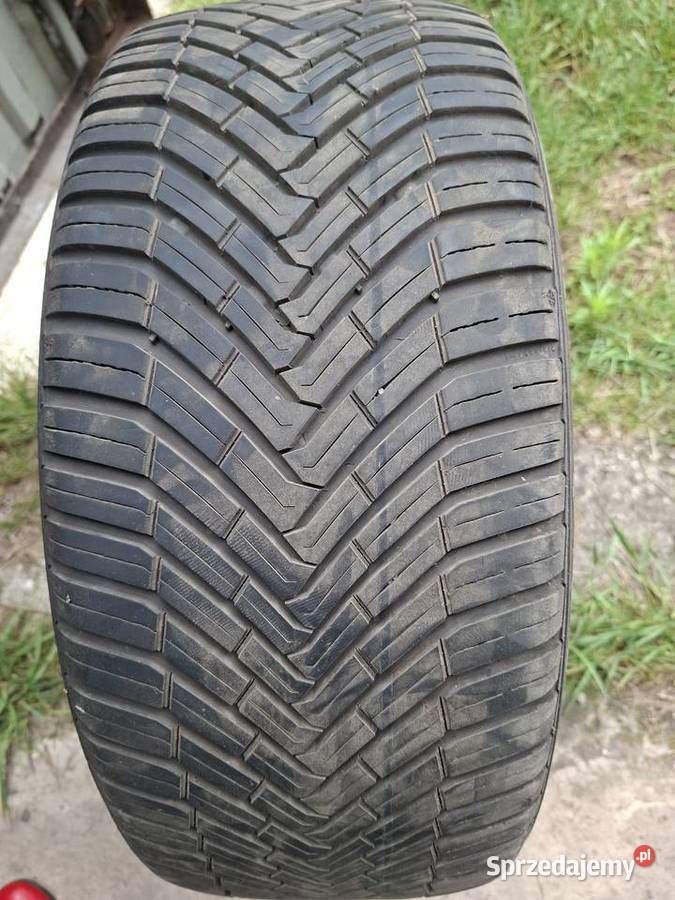 Opony continental 22545 r17 wielosezonowe