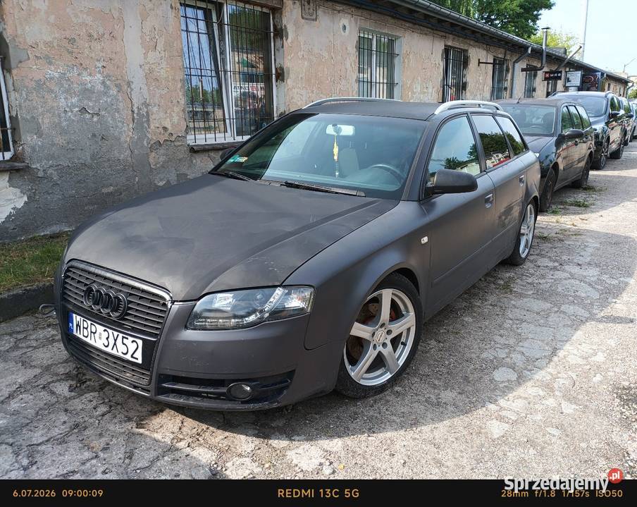 Audi a4 B7 avant 20TDI odtwarzacz DVD Łódź