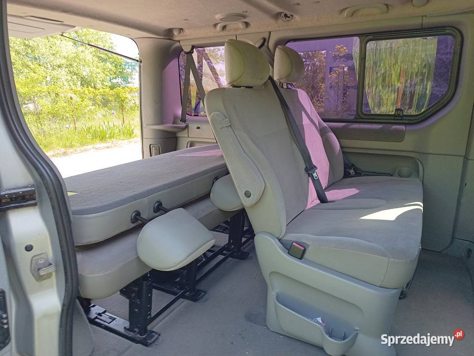 Opel Vivaro 2004 r 19 DTI 101 8 osób mazowieckie Warszawa