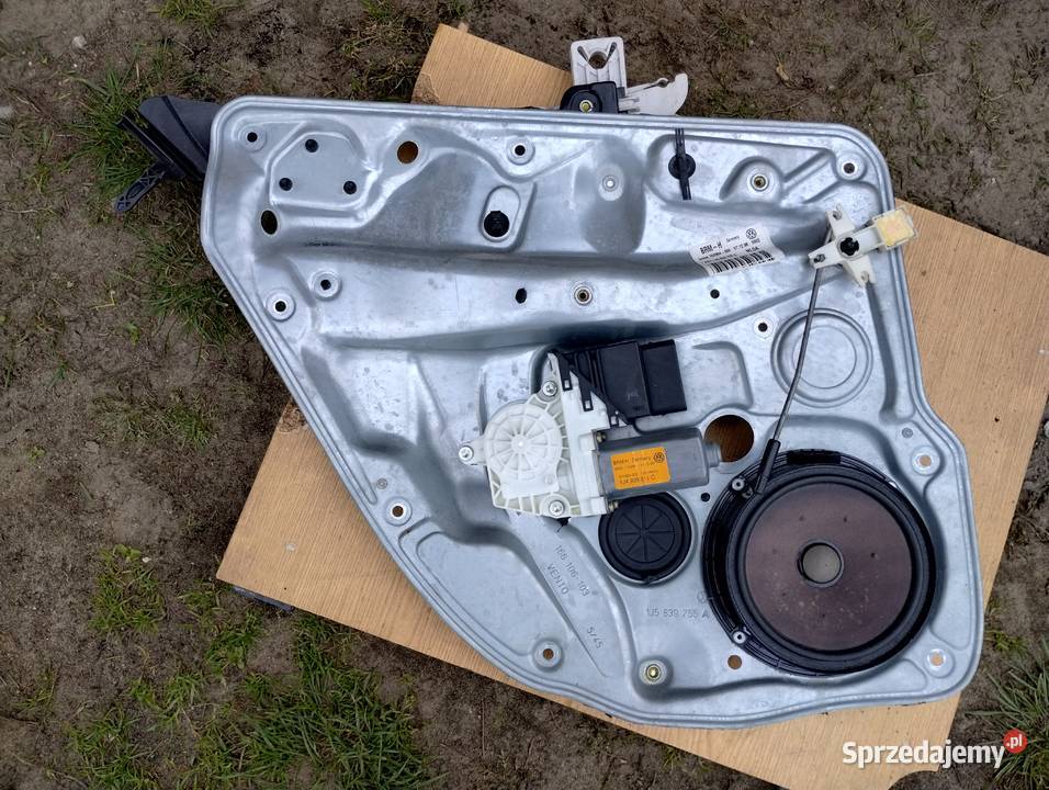 VW Bora mechanizm podnoszenia szyby lewy tył Mechanizmy opuszczania szyb łódzkie Ciężkowiczki sprzedam