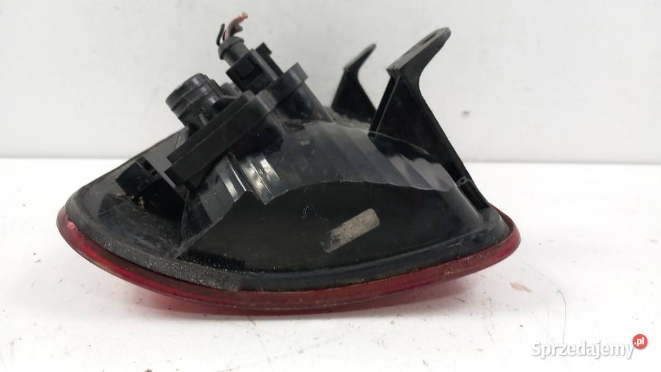 VW CADDY 1T III LAMPA TYŁ PRAWA Zbierkowo sprzedam