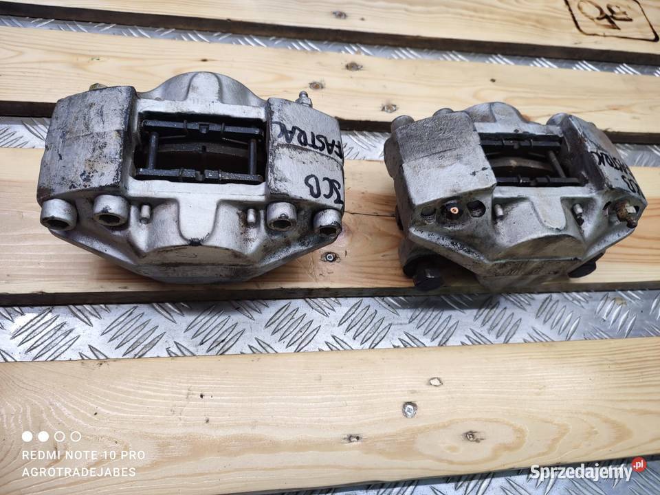 Zacisk hamulcowy 90000012 JCB Fastrac Wilkowo sprzedam