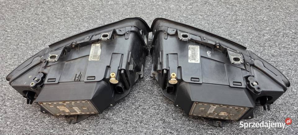 Reflektory bi xenon Audi A4 B6 Valeo 3 Lampy przednie opolskie sprzedam