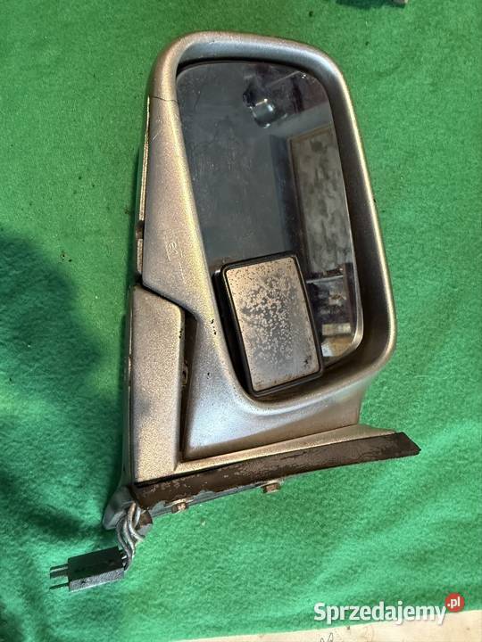 Liusterko lewe z przeznaczeniem na części BMW Mszana