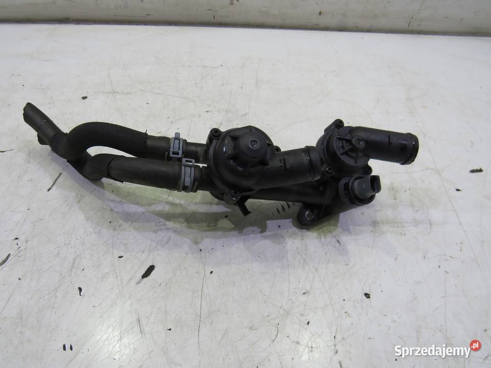 OBUDOWA TERMOSTATU AUDI A1 8X 14 TFSI 03C121118D Osłony i zaślepki