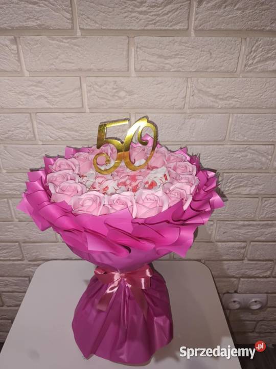 Duży Bukiet różowy z róż i Rafaello Konin