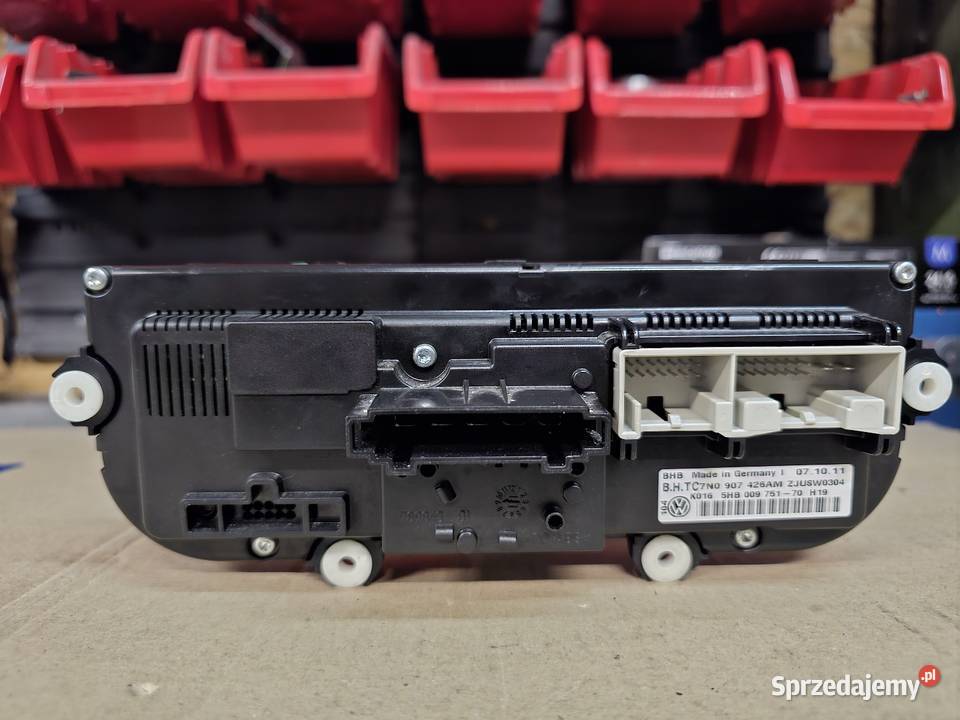 Panel Klimatyzacji Climatic VW Passat B7