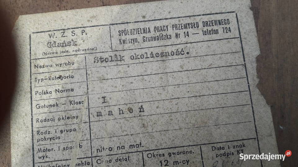 Stolik jamnik z gazetnikiem z żyłki PRL Kwidzyn Gdynia