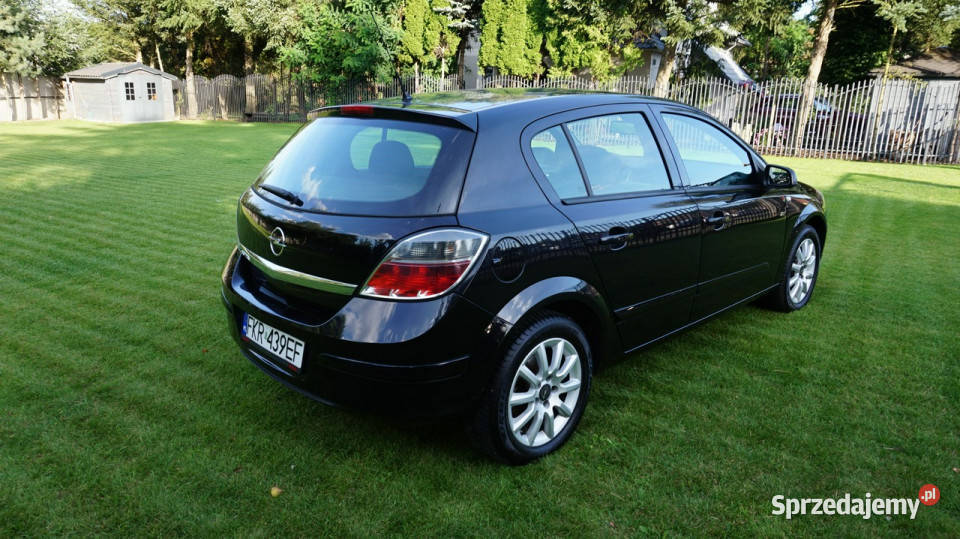 Opel Astra zarejestrowany ubezpieczony Gwarancja Astra Zielona Góra