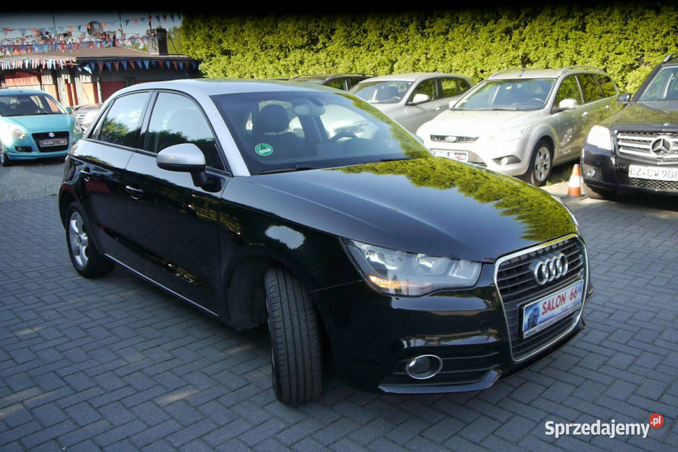 Audi A1 5drzwi Stan b bezwypadkowy z Niemiec elektrochrom. lusterka boczne Częstochowa