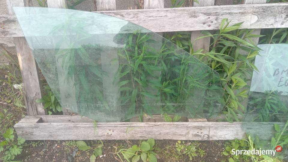 Szyba prawa tył i przód bmw e 60 BMW e87 seria 1 sprzedam