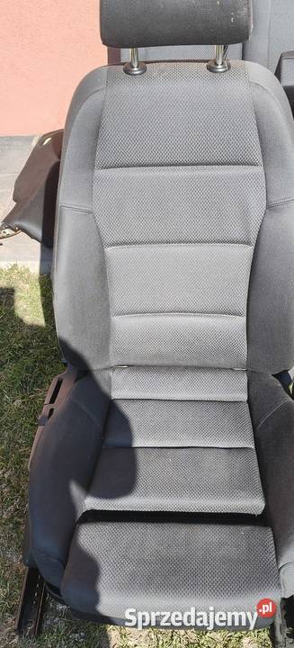 SiedzeniaFotele Audi A4 b6 lubelskie sprzedam