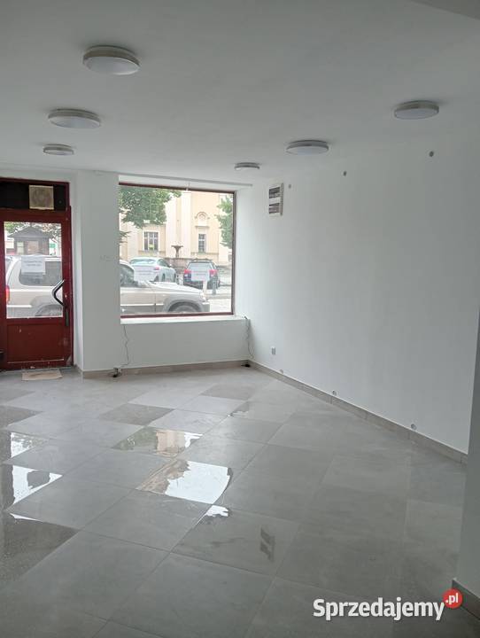 ŚWIEBODZICE RYNEK NOEY LOKAL Z WITRYNĄ