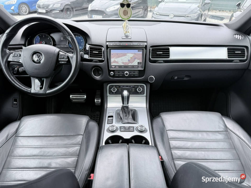 Volkswagen Touareg 30 V6 TDI 262 2016r RStyle dolnośląskie