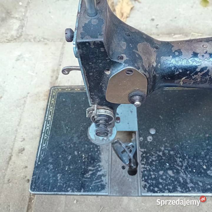 Maszyna do szycia Wesoła