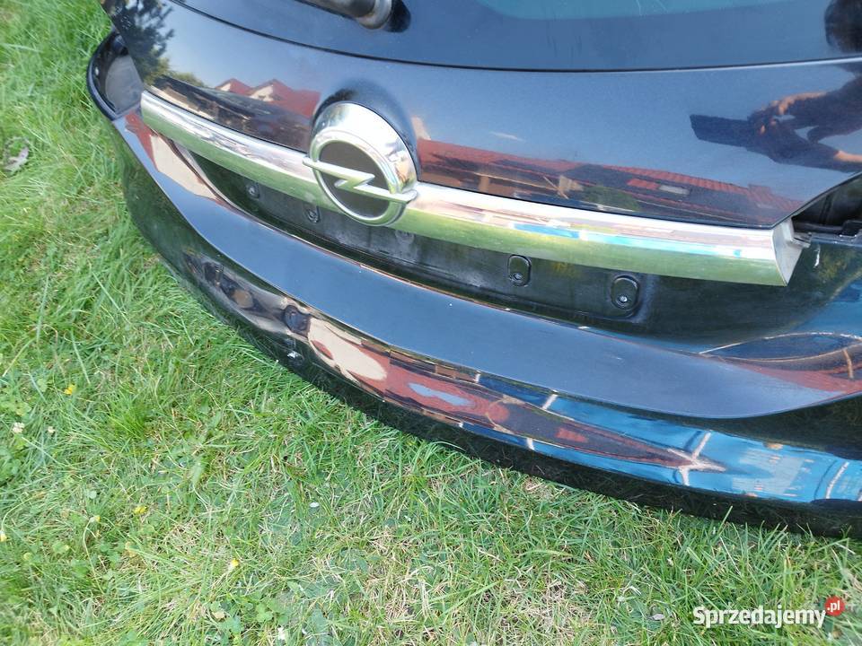 Klapa tył Insignia kombi polift Rok produkcji 2015 wielkopolskie Złotów