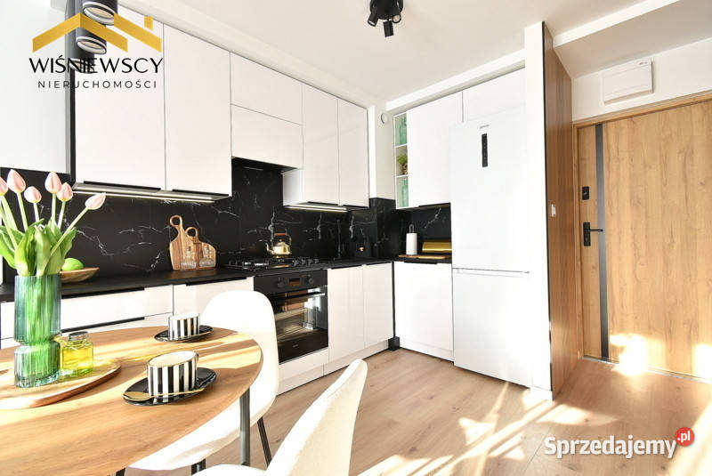 Mieszkanie 2 pokoje 33m2 generalnym remoncie piwnica warmińsko-mazurskie Dobre Miasto