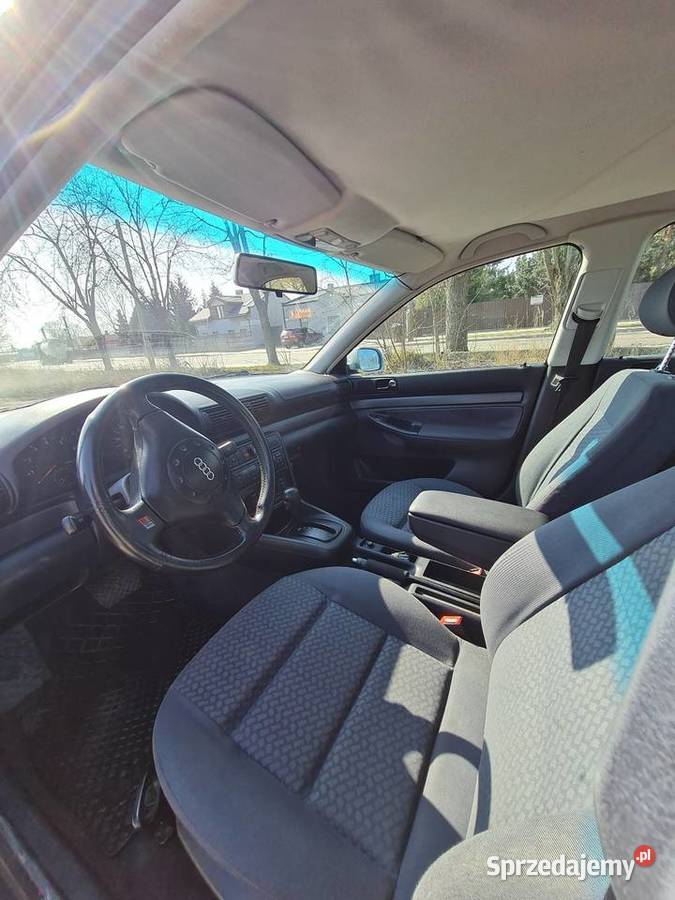 Audi a4b5 Sedan 18 LPG Automat 130 Przebiegu Tomaszów Mazowiecki