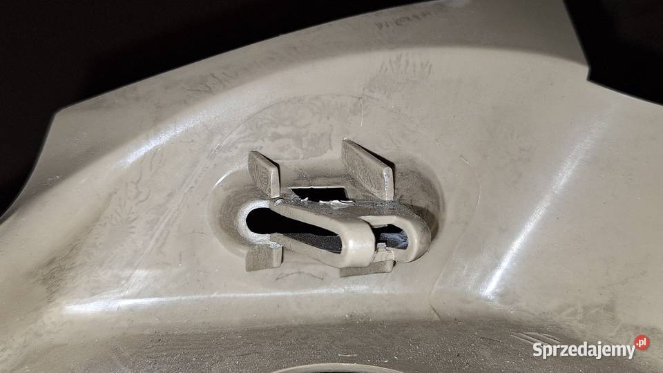 Obudowa zaślepka mocowania oparć tylnej kanapy Kraków sprzedam